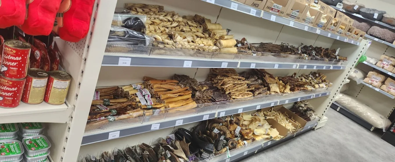 Natural treats and chews